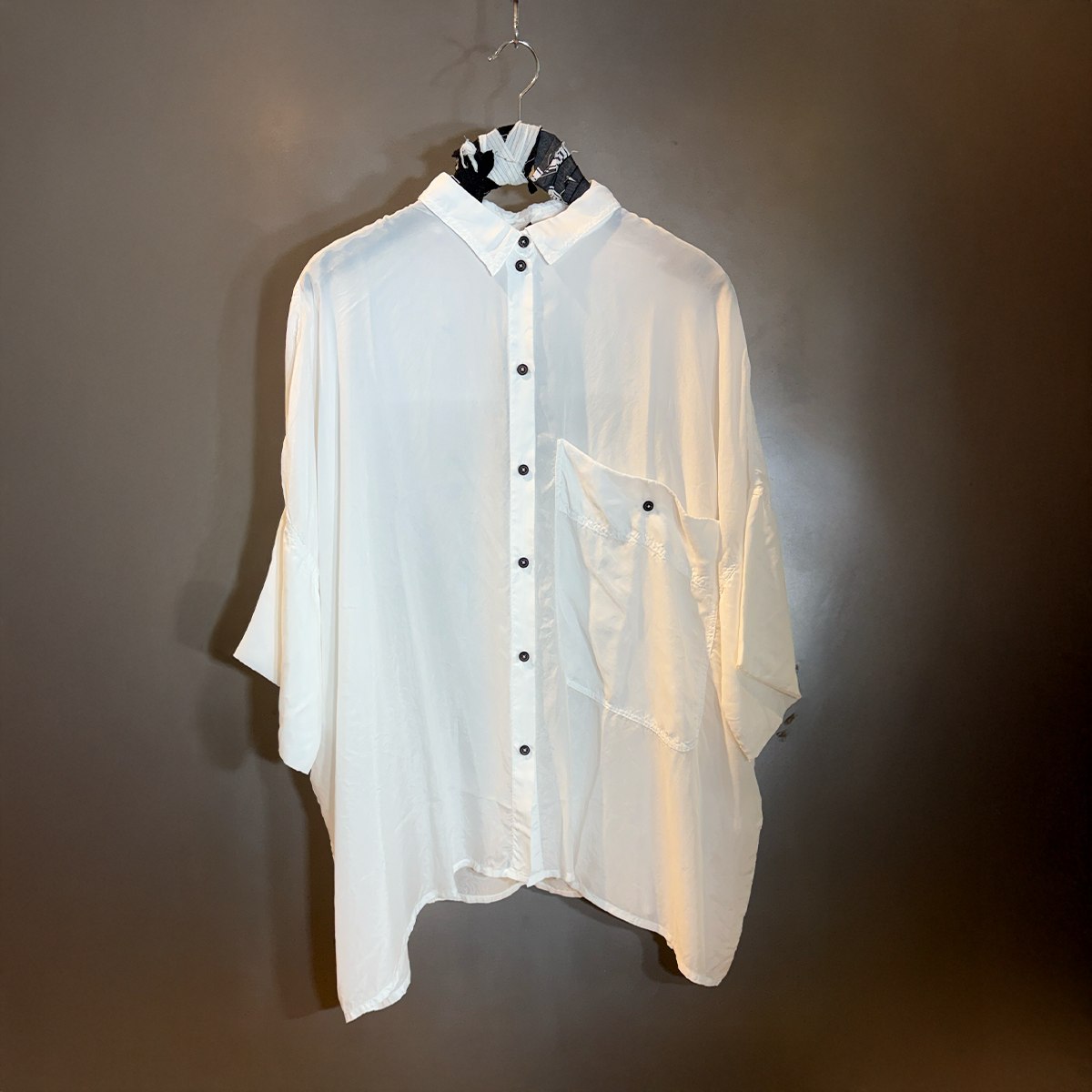 bluse rundholz weiß